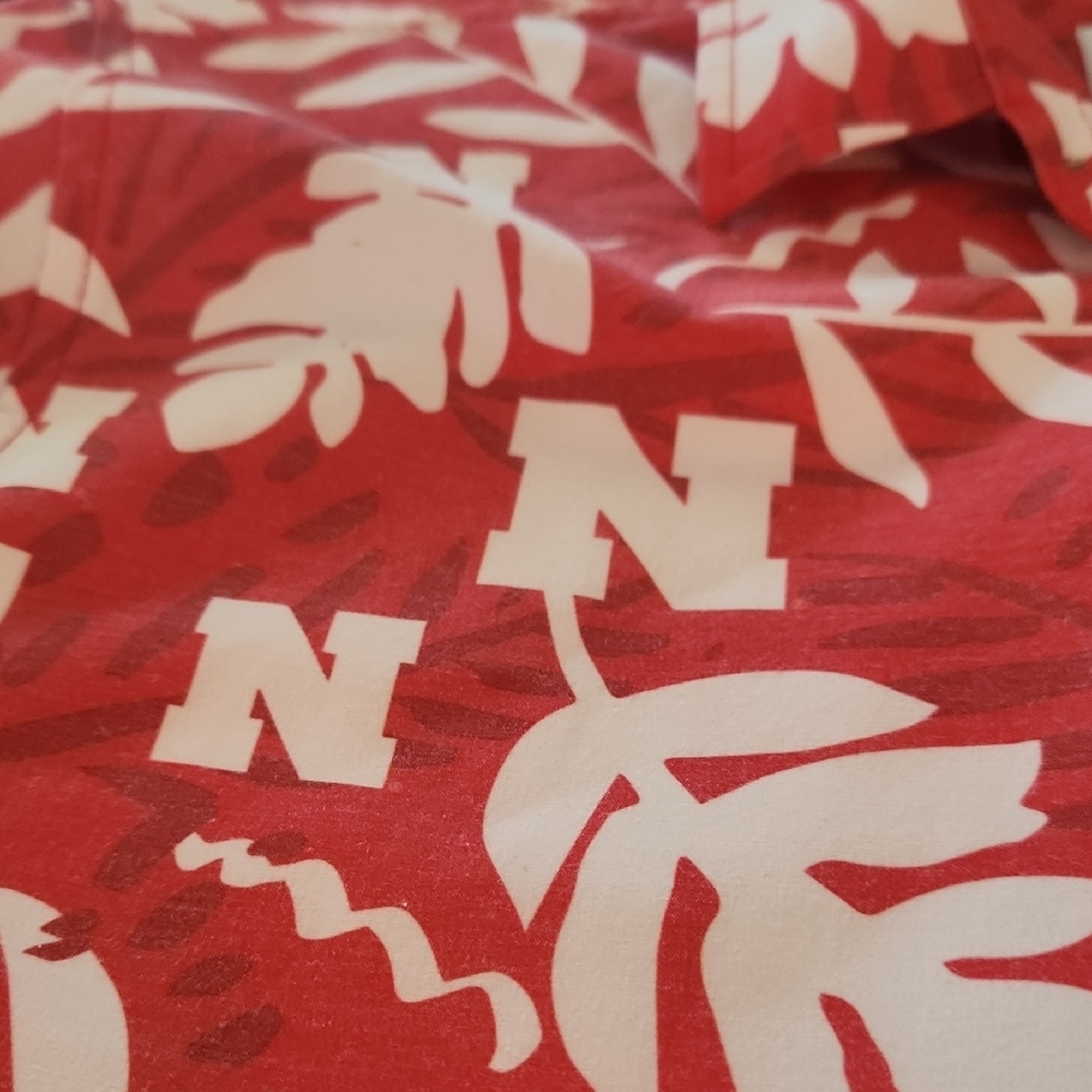 Nebraska Huskers Red Leaf Pattern Button-Down Shi… - image 7